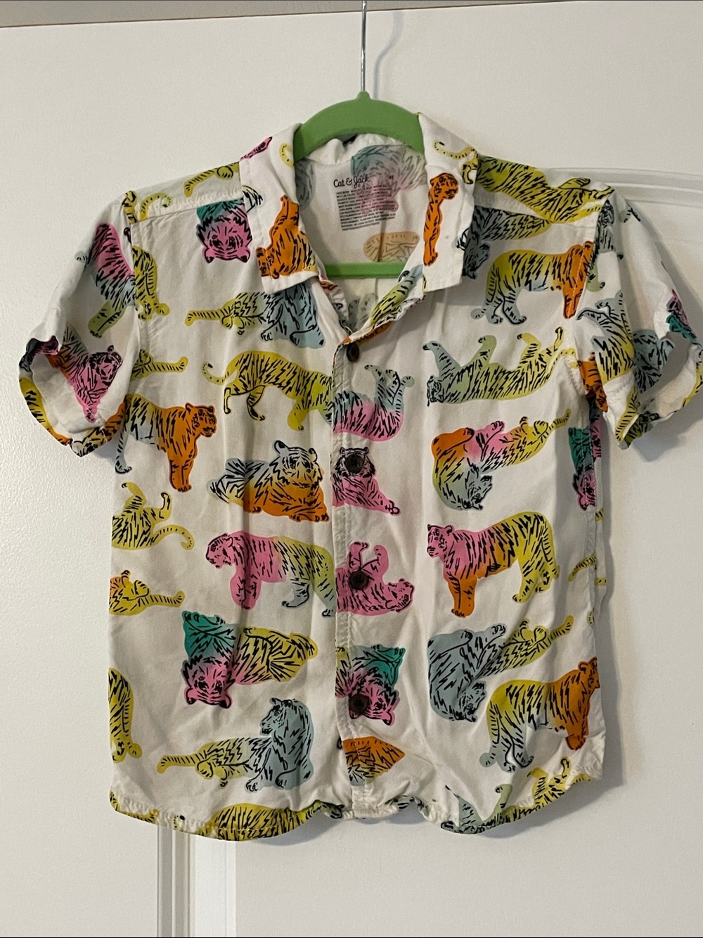 Casual Short-Sleeve Tiger Print Shirt - White with Multicolor Tigers